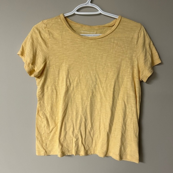 American Eagle Classic Yellow T Shirt - Picture 1 of 3
